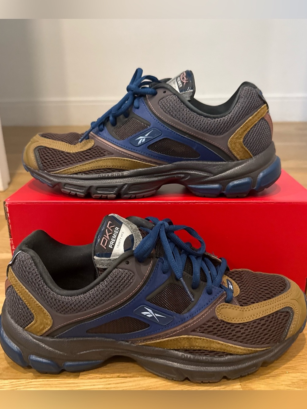 Reebok x Packer Men’s Premier Trinity KFS in Brown & Blue size 9.5